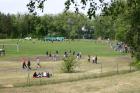 … Fußballturnier und Bogenschießen.