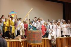 Die Akteure des Theaterstückes 2011.