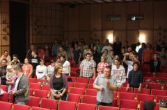 …und die Zuschauer. …und die Zuschauer.