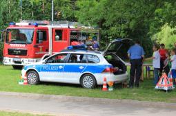 Polizei und Feuerwehr vor Ort